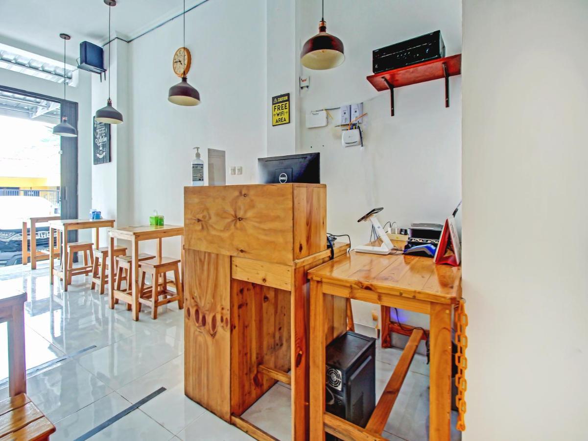 Super Oyo 90224 Palembang Residence Exterior photo