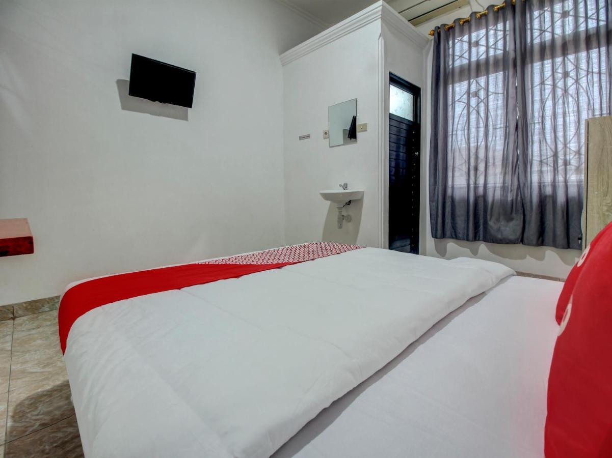 Super Oyo 90224 Palembang Residence Exterior photo